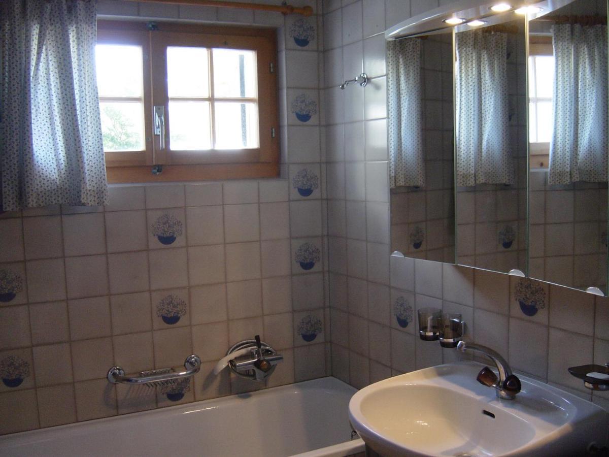 Charming Chalet With Panoramic View And Private Parking In Gruyere Gruyeres Exterior photo